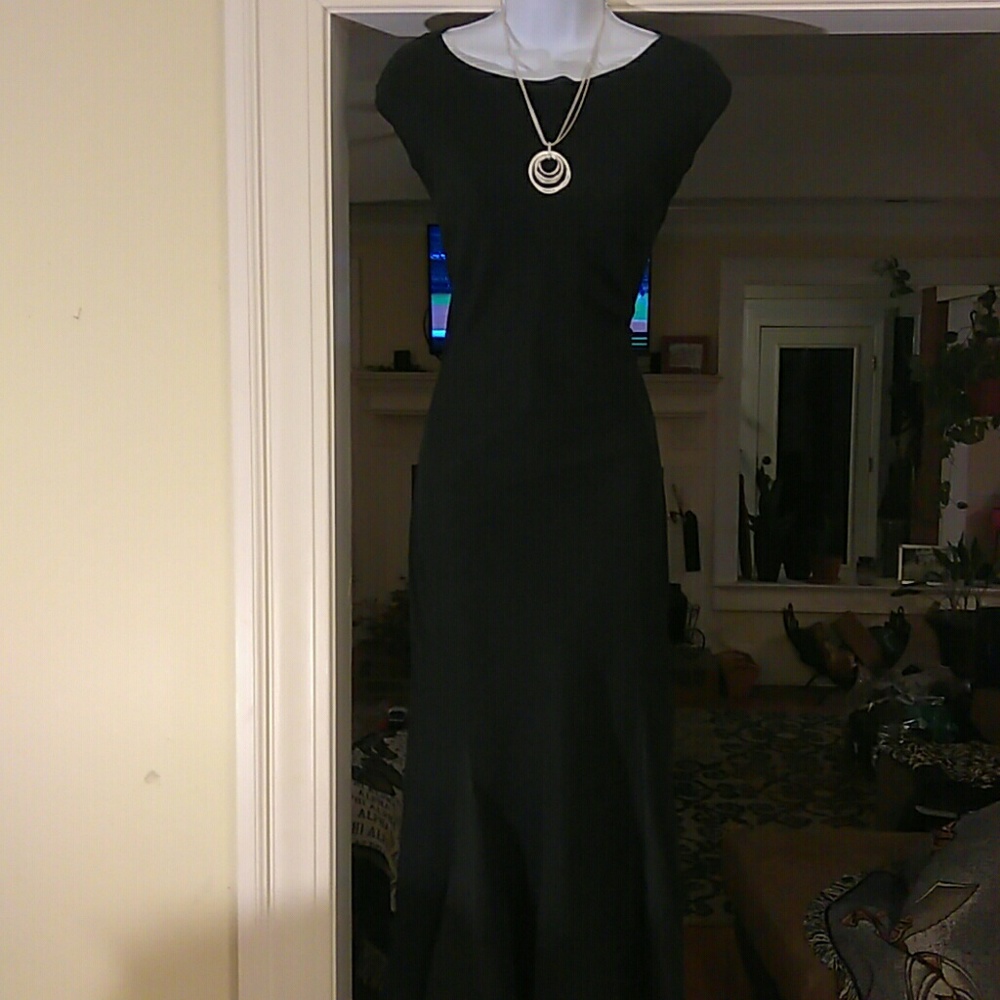 Perry Ellis maxi dress